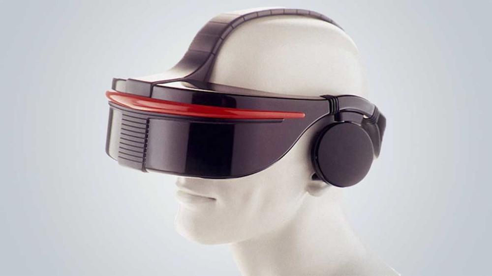Die SegaVR VR-Brille auf einem Modell-Kopf
