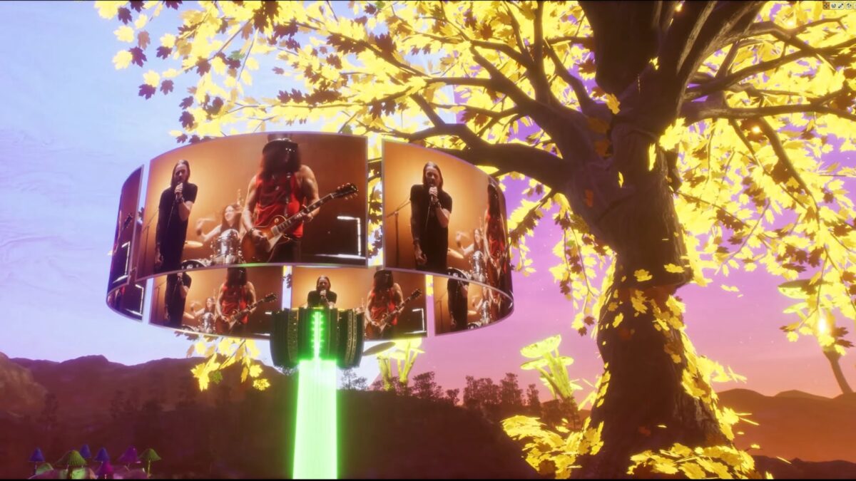The Guns n' Roses guitarist releases a VR concert of his solo project. What does the rock concert look like in the Metaverse?
