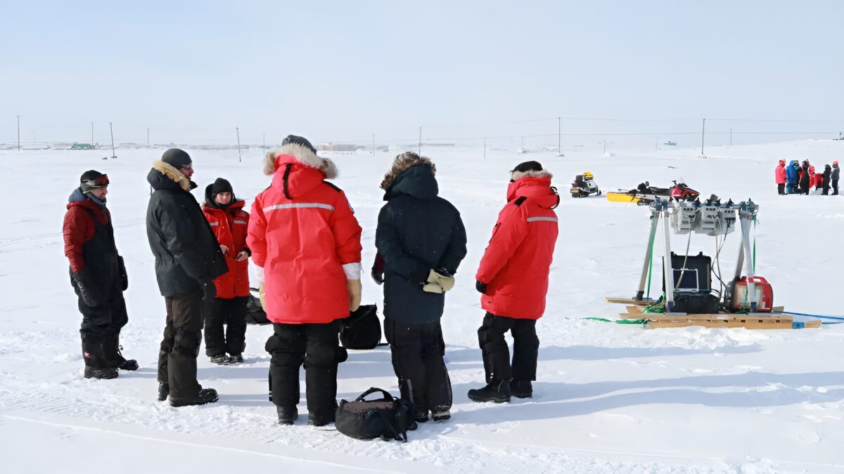 Students gather together on the last day of the field campaigns that were part of the Arctic Snow School in Cambridge Bay. They learned to use instruments such as radiometers and spectrometers.