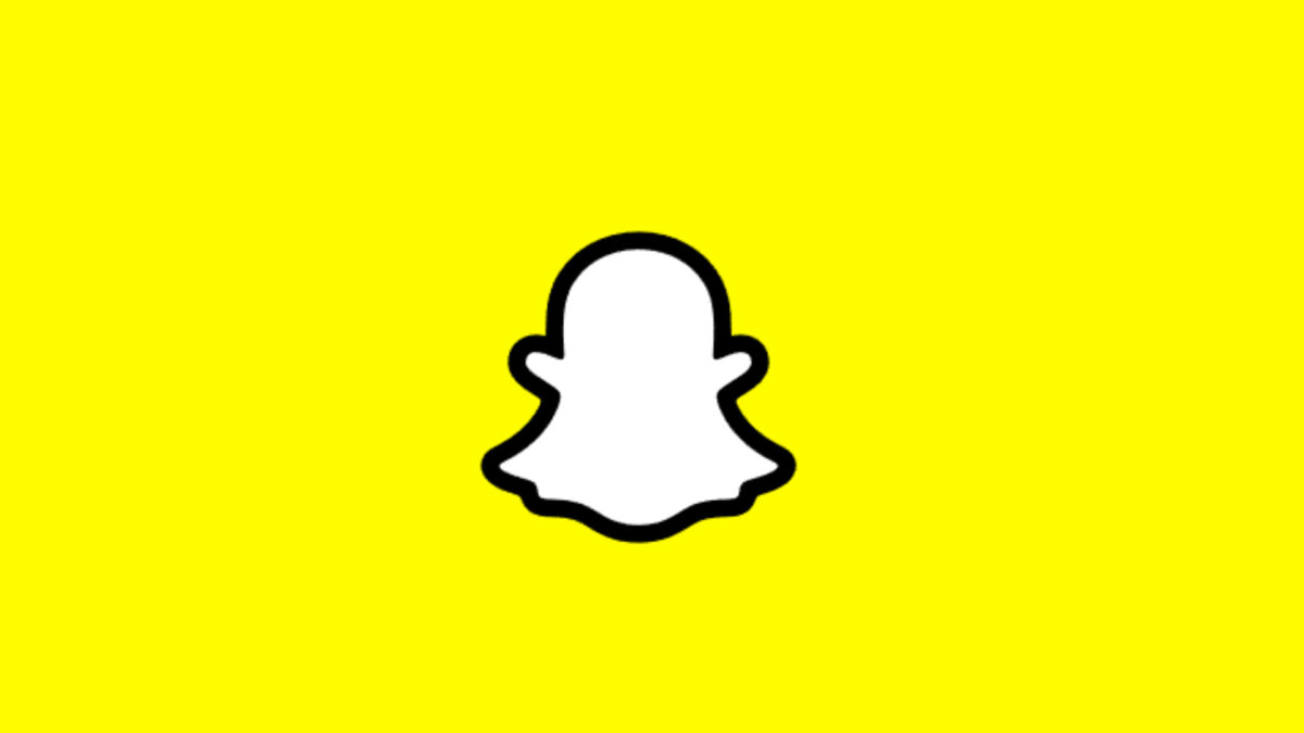 The logo of the app Snapchat shows a white ghost on a yellow background.