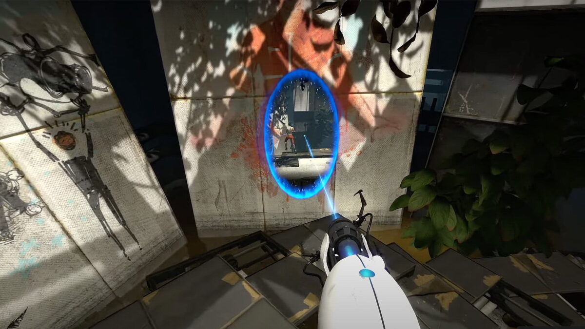 Portal weapon is pointed at a portal. Behind it, the person sees himself.