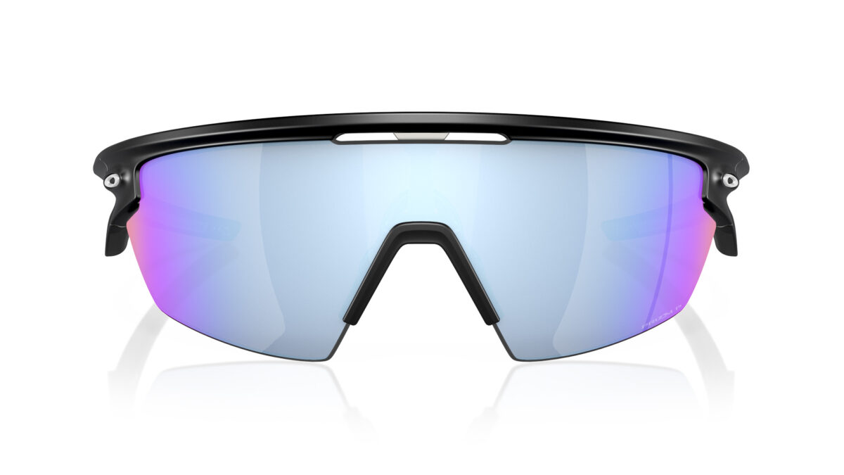 Report: Meta plans to release Oakley smart glasses in 2025